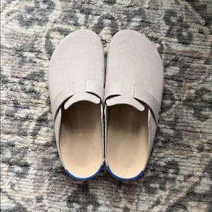 Men’s Rothy's Slip-On Flats in Light tan